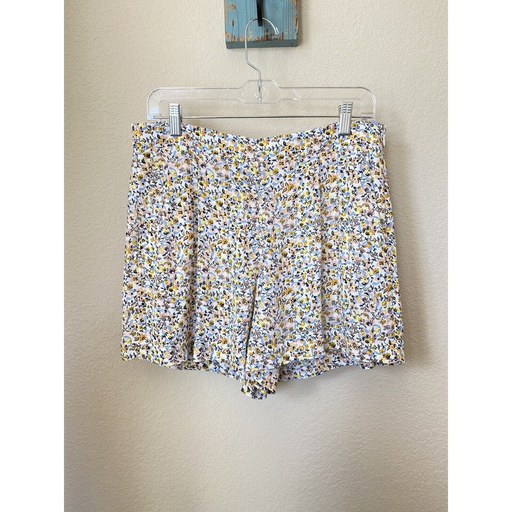 LOFT Women's Size 6 Inked Floral Print Pleated Rayon Shorts